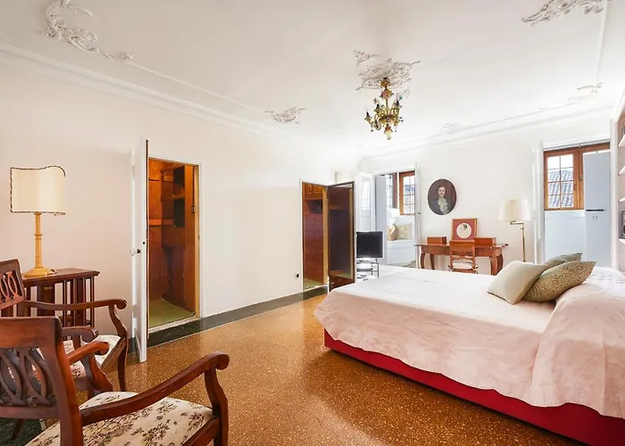Ca\' Fenice, Charming Apartment In San Marco, Sleep 7