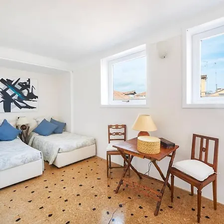 Ca' Fenice, Charming Apartment In San Marco, Sleep 7 Venice Exterior photo