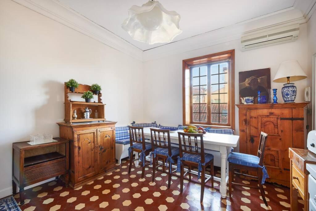 Apartamento Ca' Fenice, Charming In San Marco, Sleep 7 Veneza